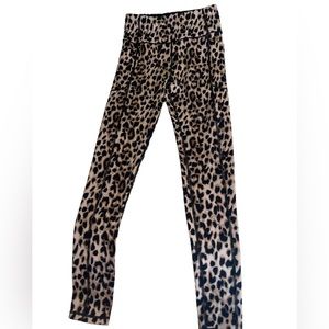 Victoria Secret cheetah print yoga/SPORT leggings - Size 10 w/ side pockets